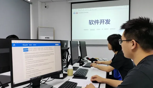 郑州毕业信息科技有限公司分享软件开发软件外包服务应用经验